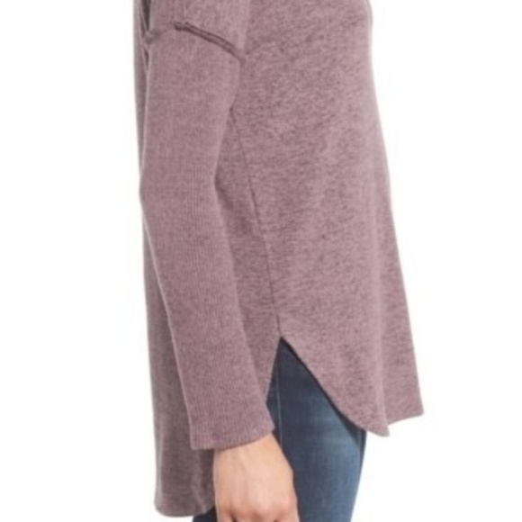 Bobeau Ribbed Fuzzy Top - Picture 2 of 3